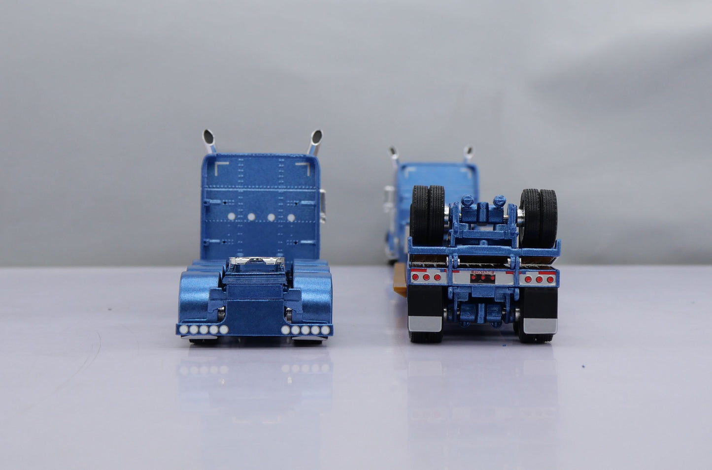 #60-1892 Blue Peterbilt 389 w/ Lowboy Trailer