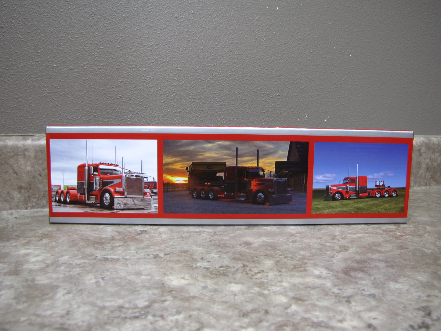 DCP #60-1971 Hammett Excavation Peterbilt 389 W Lowboy Trailer