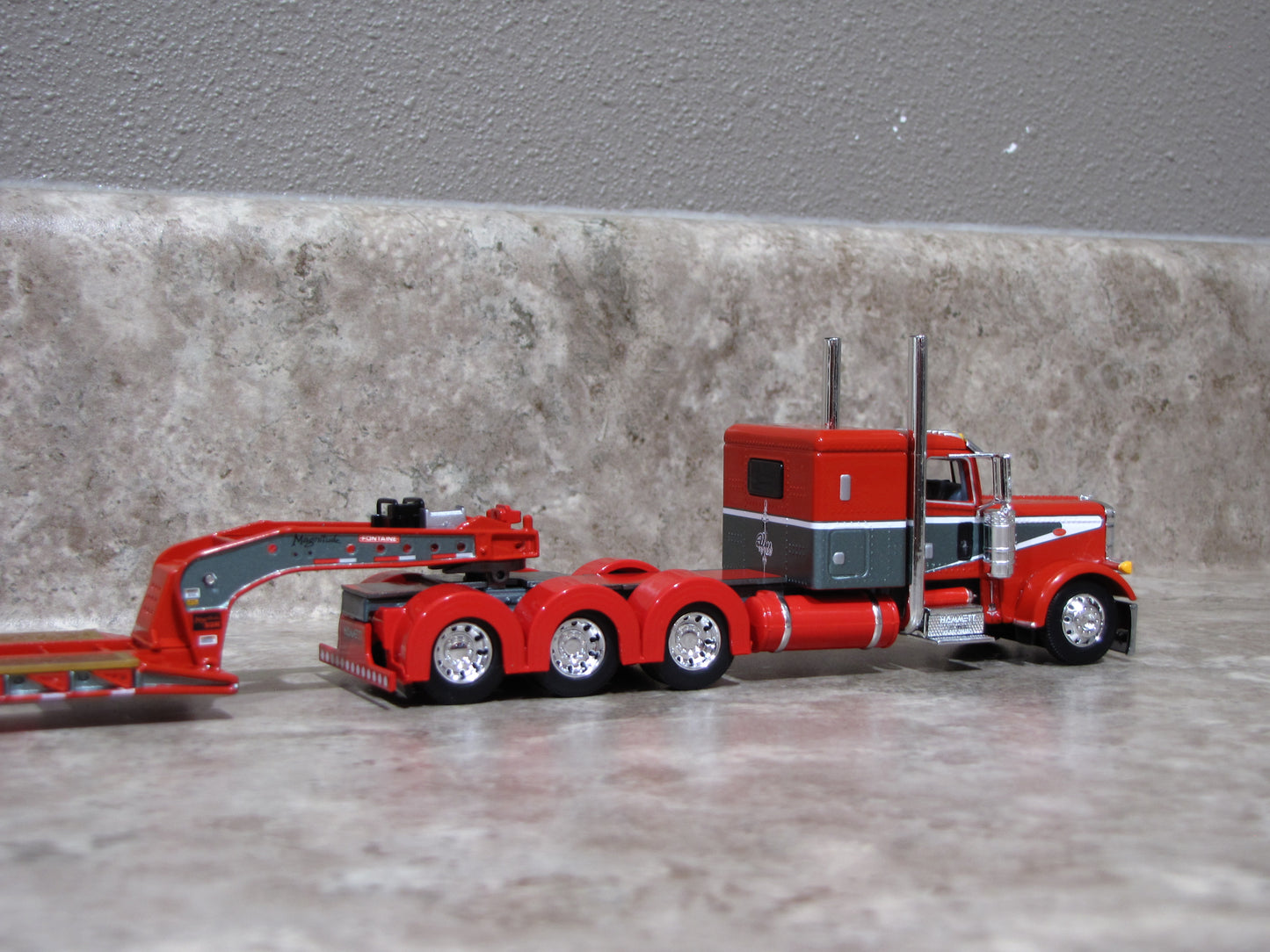 DCP #60-1971 Hammett Excavation Peterbilt 389 W Lowboy Trailer
