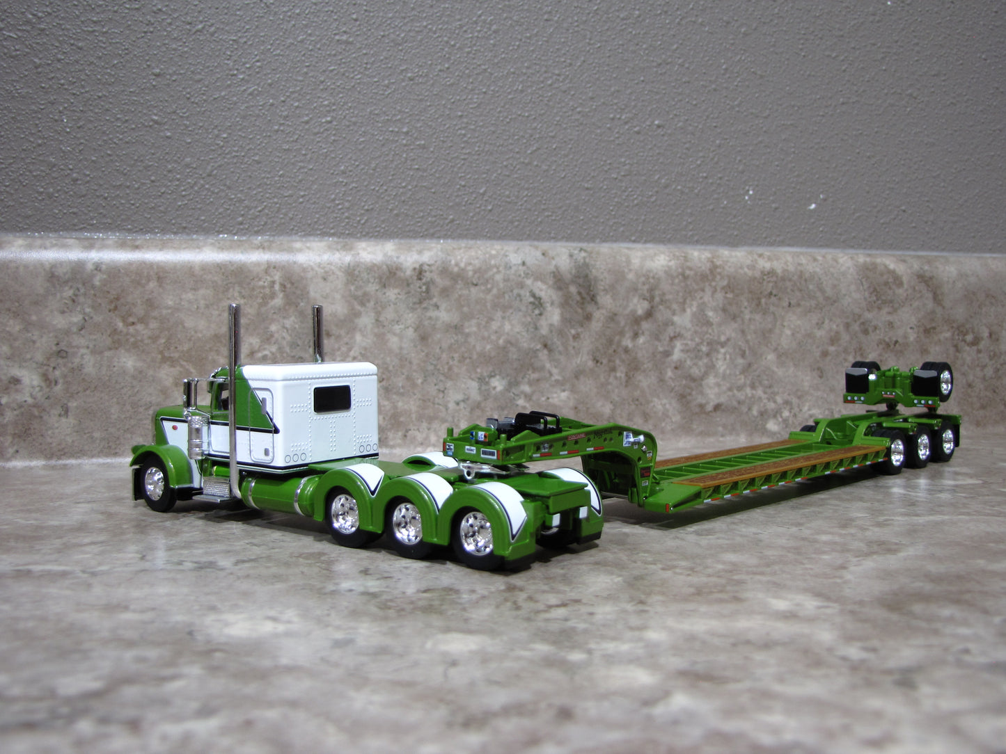 DCP #60-1973 Metallic Green Peterbilt 389 W Lowboy Trailer
