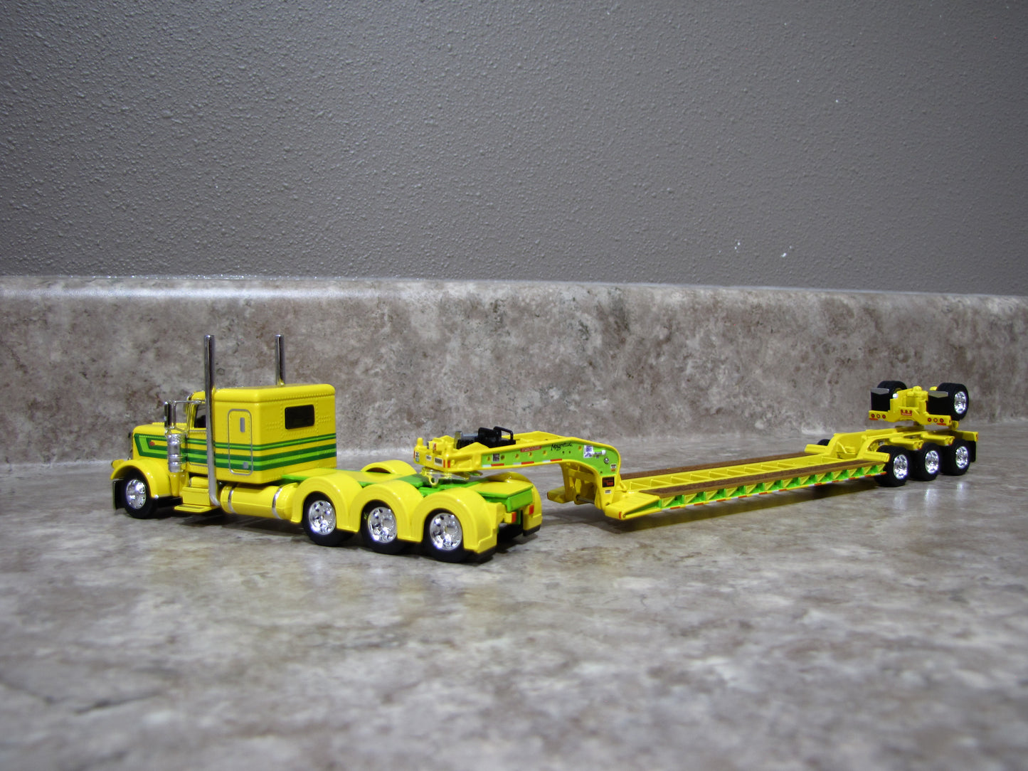 DCP #60-1974 Yellow Green Peterbilt 389 W Lowboy Trailer