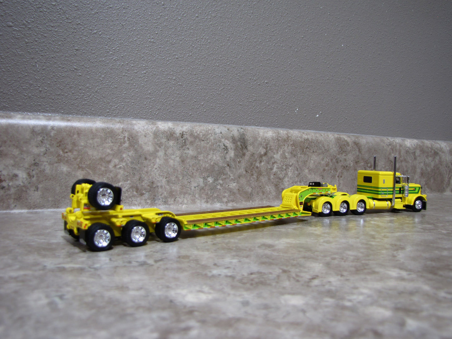 DCP #60-1974 Yellow Green Peterbilt 389 W Lowboy Trailer