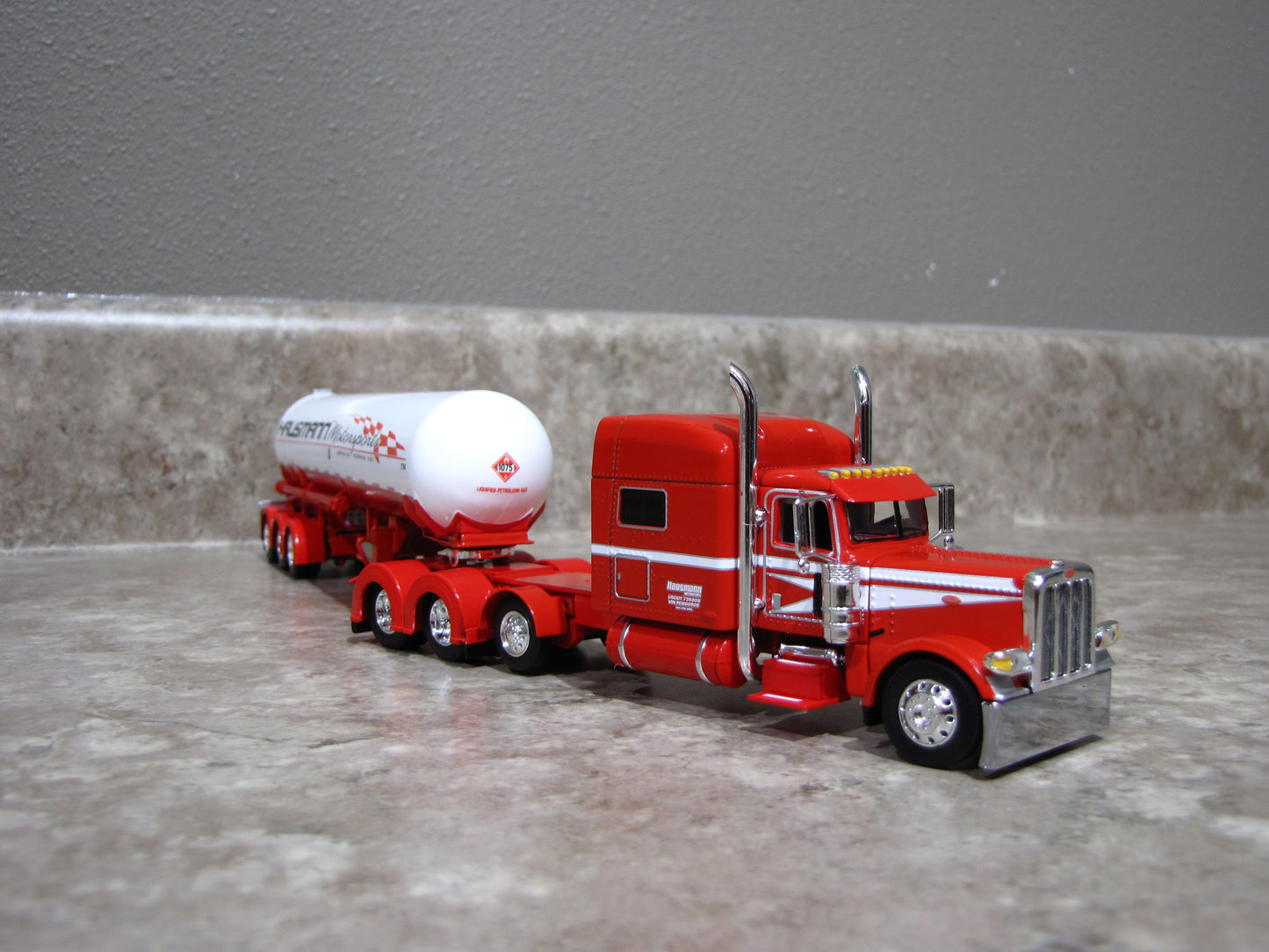 #69-1794 Hausmann Motorsports Peterbilt 389 w/Mississippi LP Tank Trailer