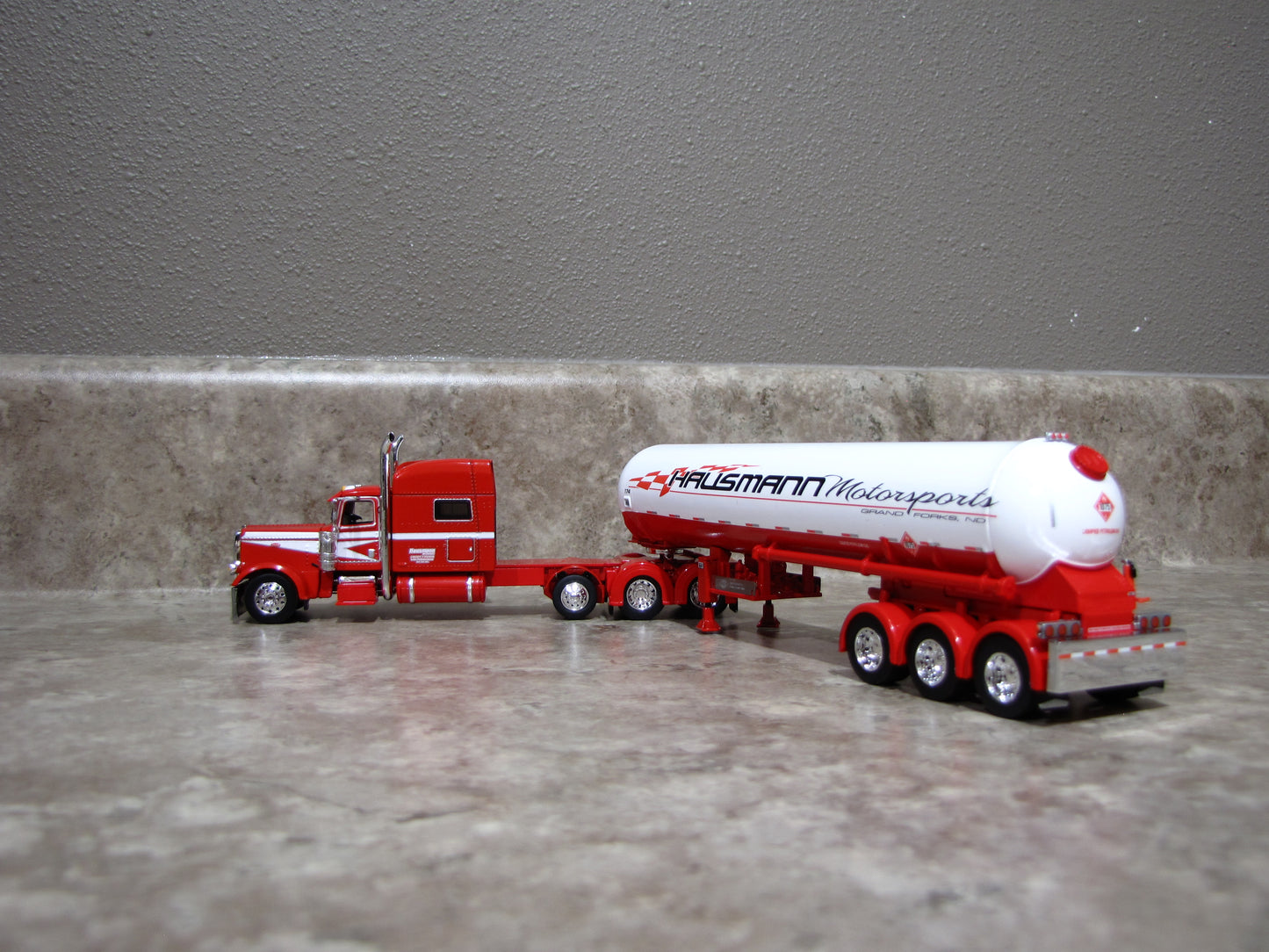 #69-1794 Hausmann Motorsports Peterbilt 389 w/Mississippi LP Tank Trailer