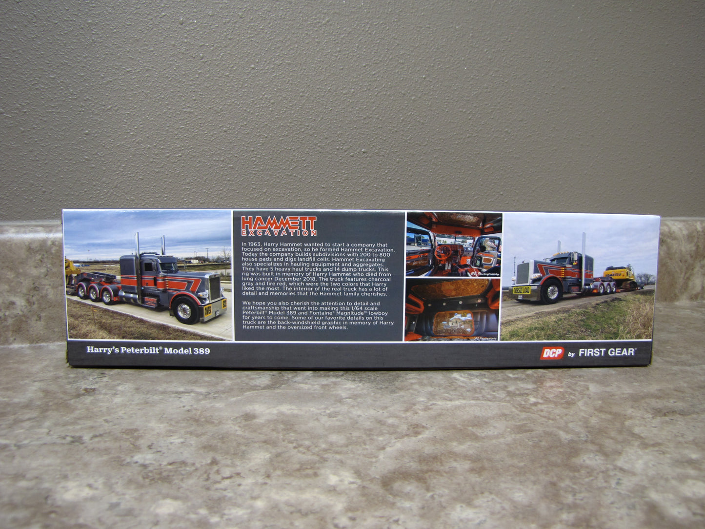 DCP #60-0900 1/64 Hammett Excavation Peterbilt 389 W Lowboy Trailer