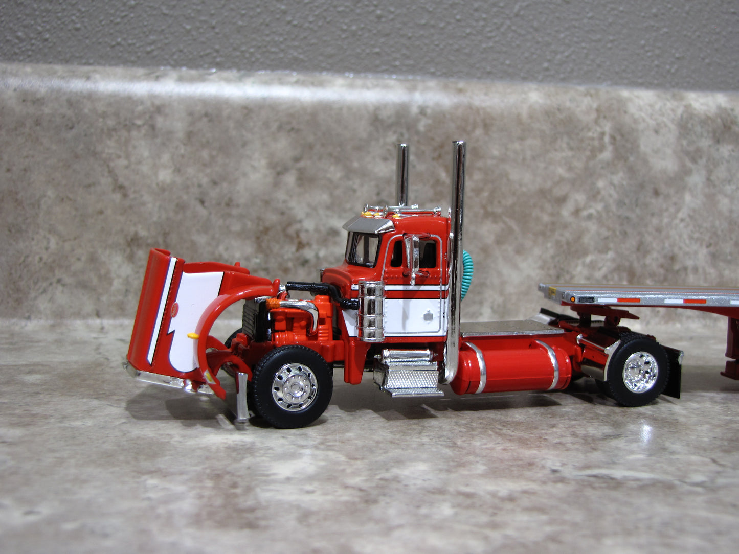 #60-1682 Peterbilt® Model 359 & Utility® Flatbed Trailer