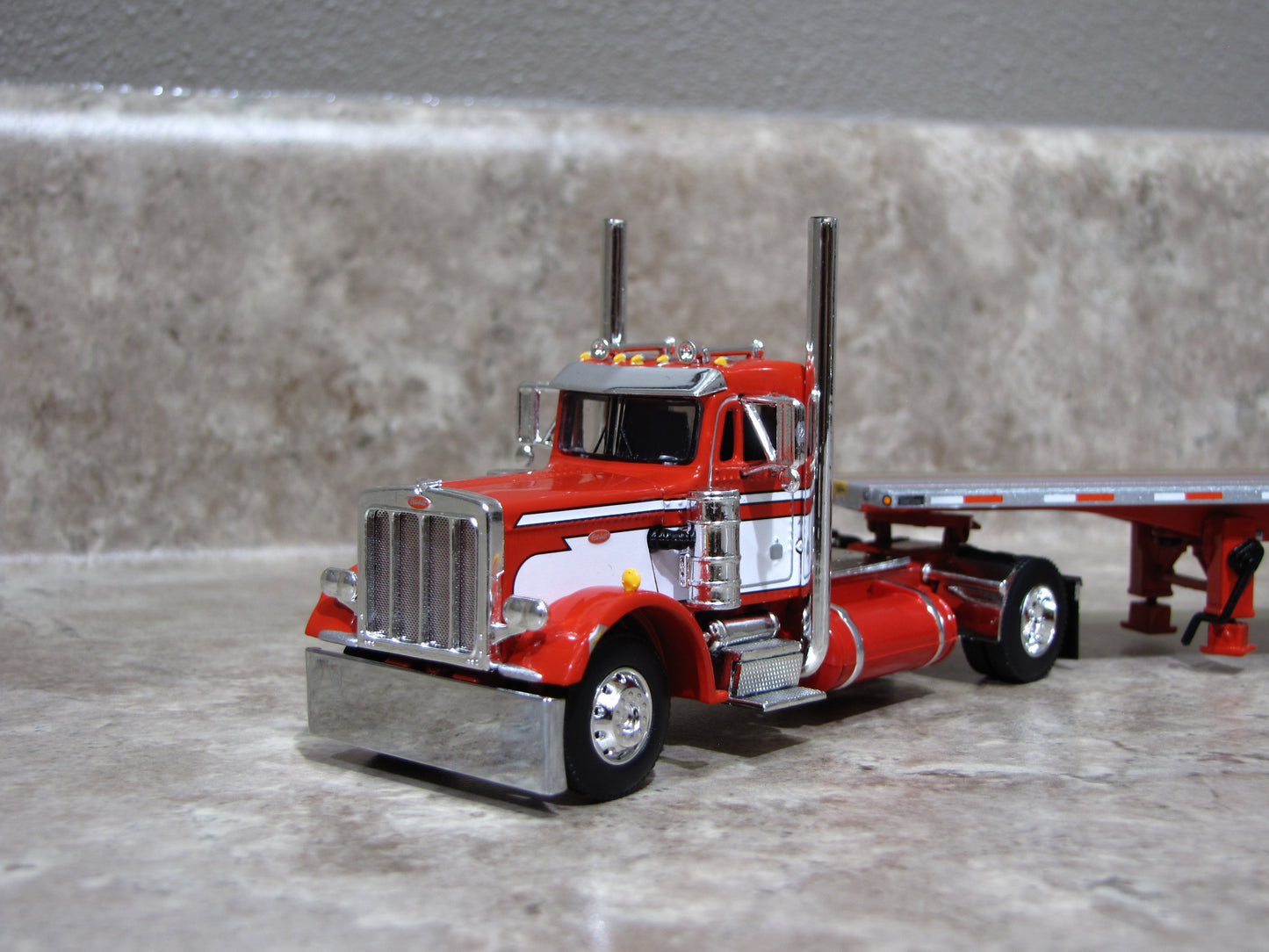#60-1682 Peterbilt® Model 359 & Utility® Flatbed Trailer