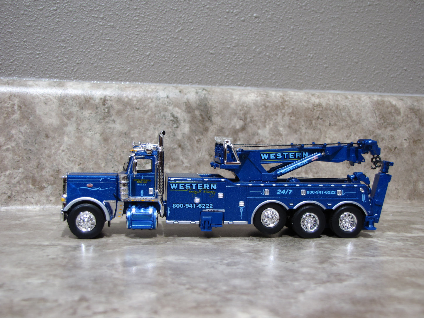 #60-1175 Western Distributing Towing & Recovery