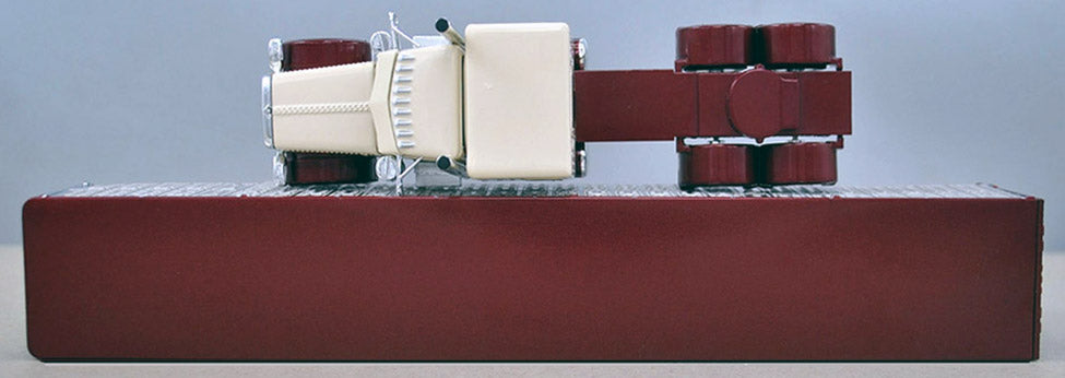 RETIRED #60-0938 Garnet Red & Cream Peterbilt Livestock Set