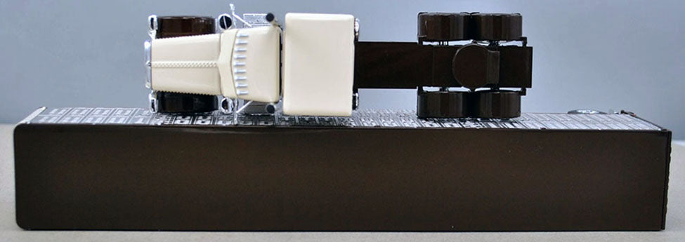 RETIRED #60-0939 Brown & Cream 389 Peterbilt Livestock Set