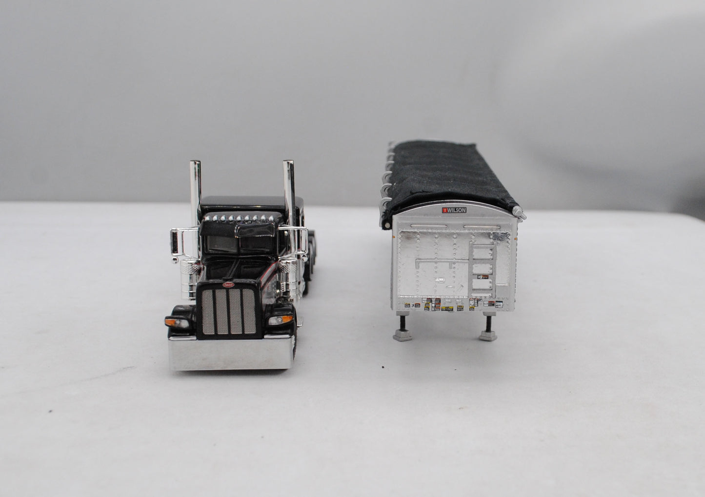 #60-1473 Black Red Silver Peterbilt 389 Tri Axle with Tri Grain Trailer