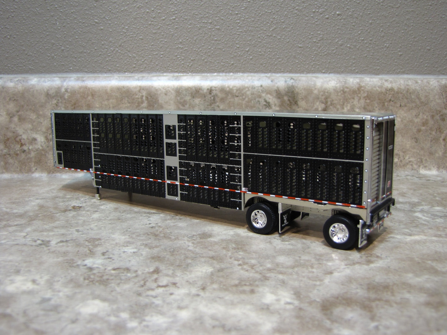 TRL 1107/1150 Black Wilson Spread Axle Livestock Trailer