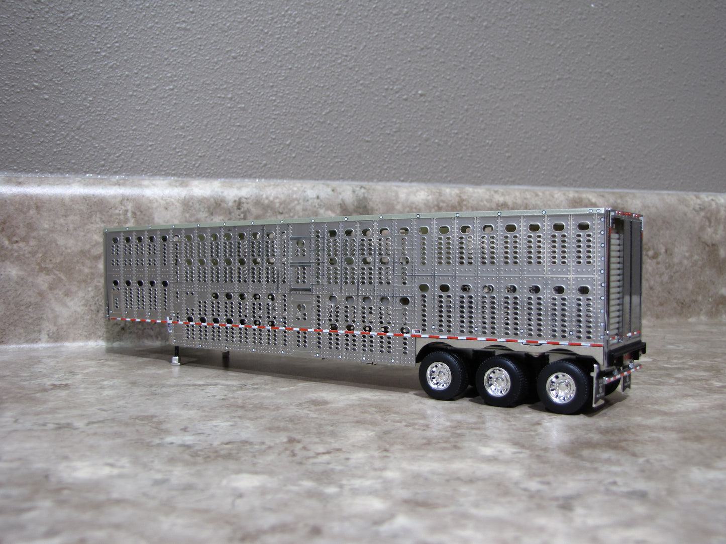 TRL 1106 Silver Wilson White Lights Tri Axle Livestock Trailer