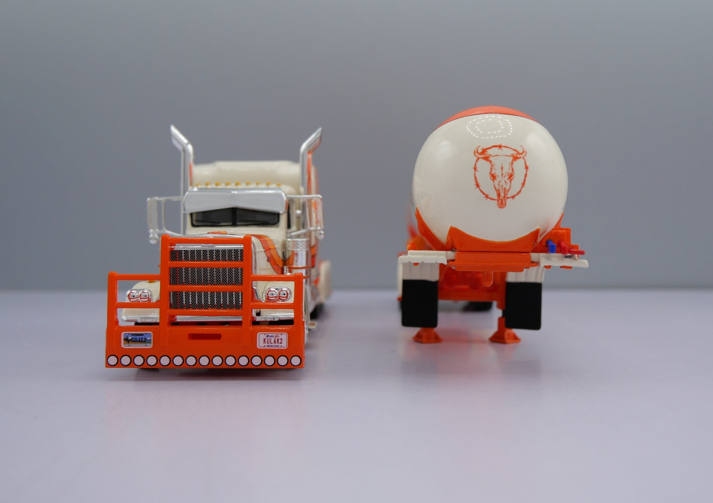 #60-1994 Kulak & Sons Peterbilt 389 with Propane Tank Trailer