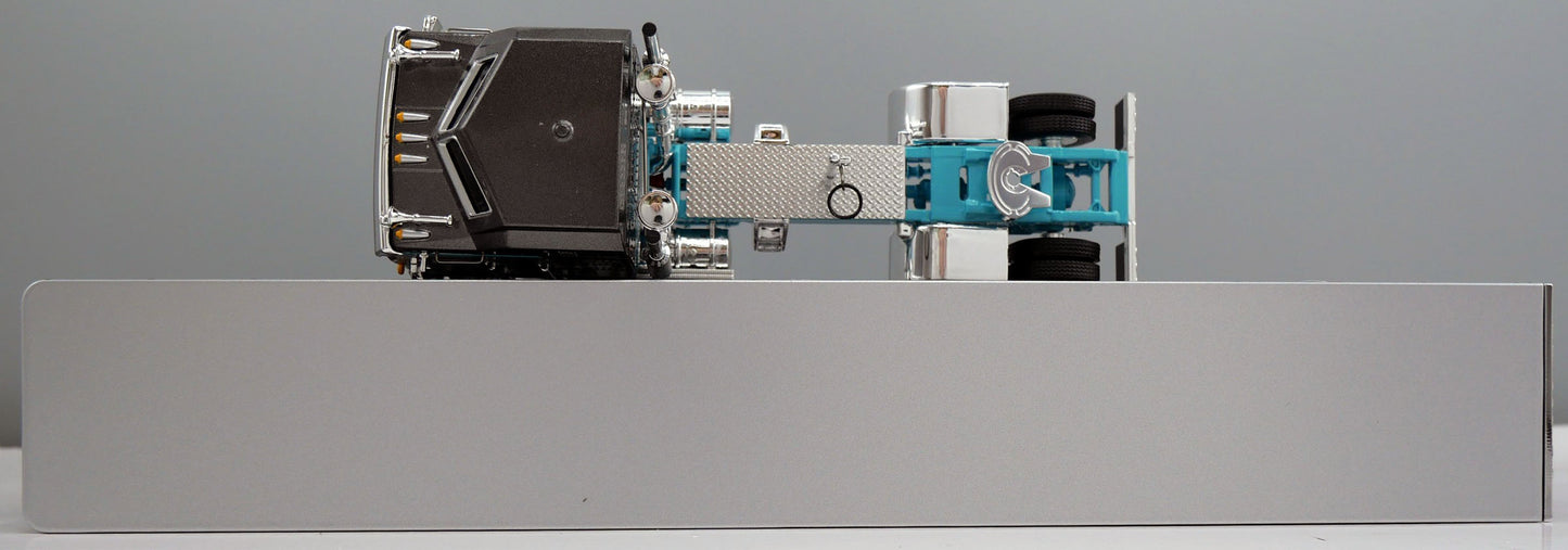 #60-2123 Gray Teal Kenworth K100 COE Wilson Livestock Trailer