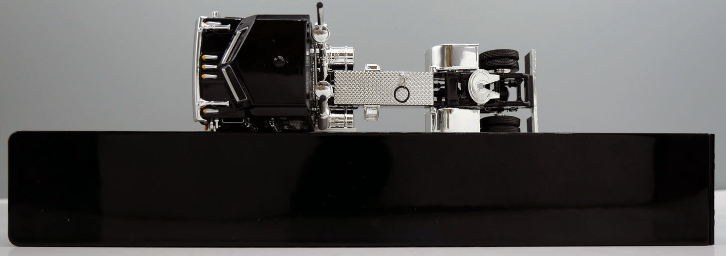 #60-2126 Black Kenworth K100 COE Wilson Livestock Trailer