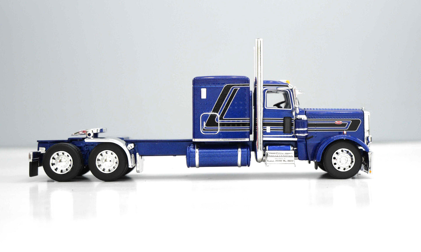 #60-2302 Elite Money Team Blue Peterbilt & Refrigerated Trailer