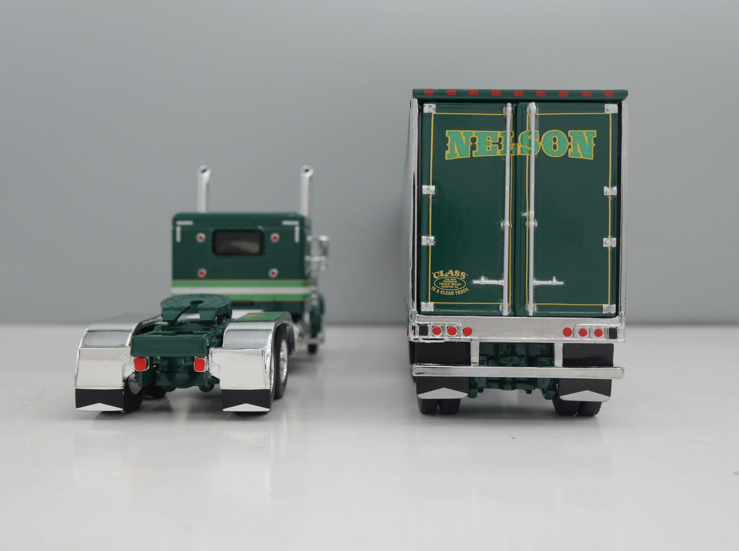 68-2255 Nelson Peterbilt 379 w/ Utility Refrigerated Trailer