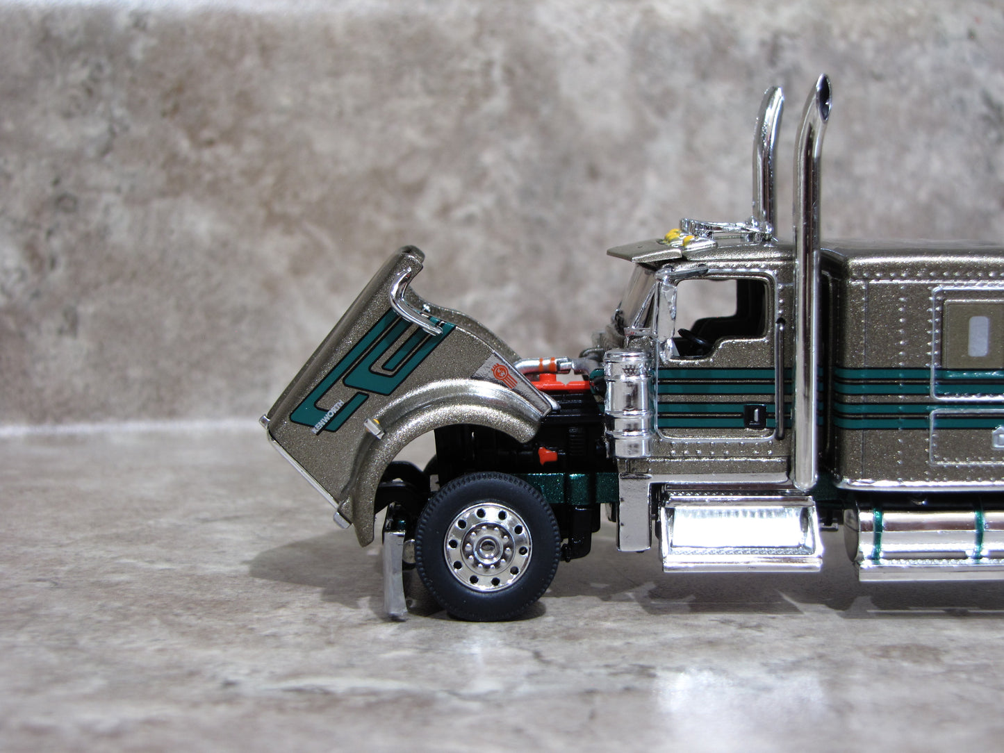 CAB 1998 Gold Green Kenworth W900 Cab