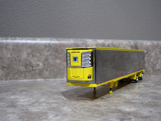 TRL 1733 Chrome Yellow Utility Refrigerated Spread Axle Trailer