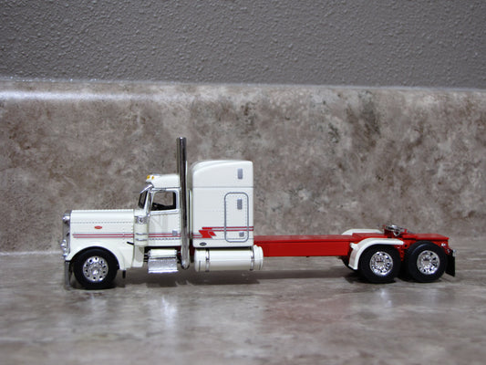 CAB 1736 Cream / Red 389 Peterbilt Semi Truck