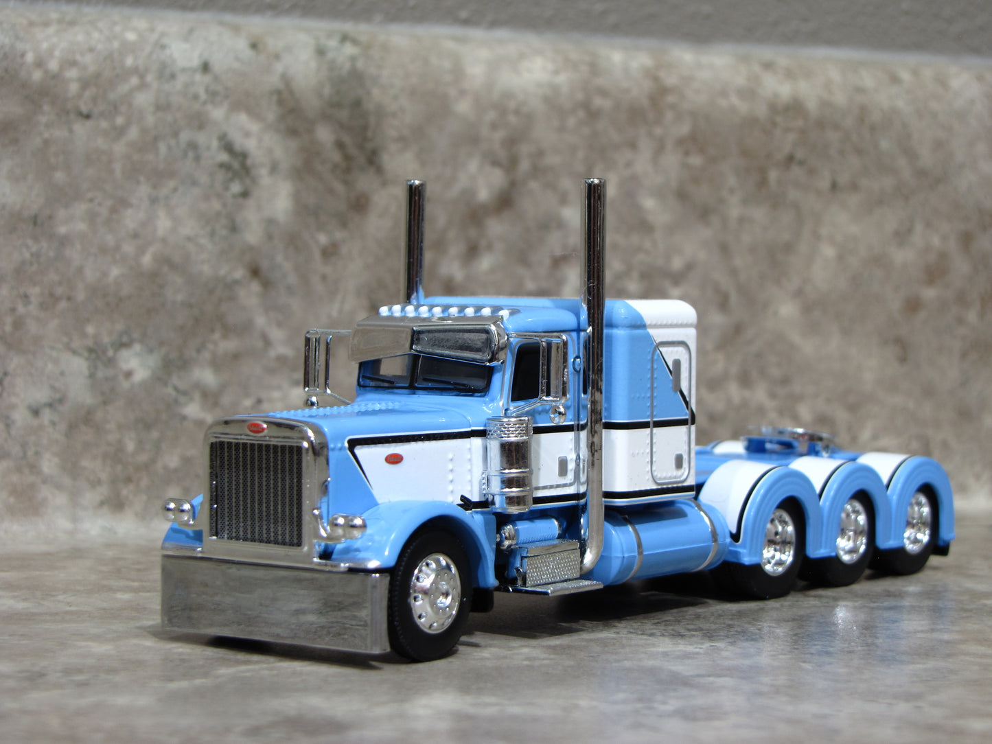 CAB 1972 Blue White Flattop Tri-axle Peterbilt 389 Semi Truck