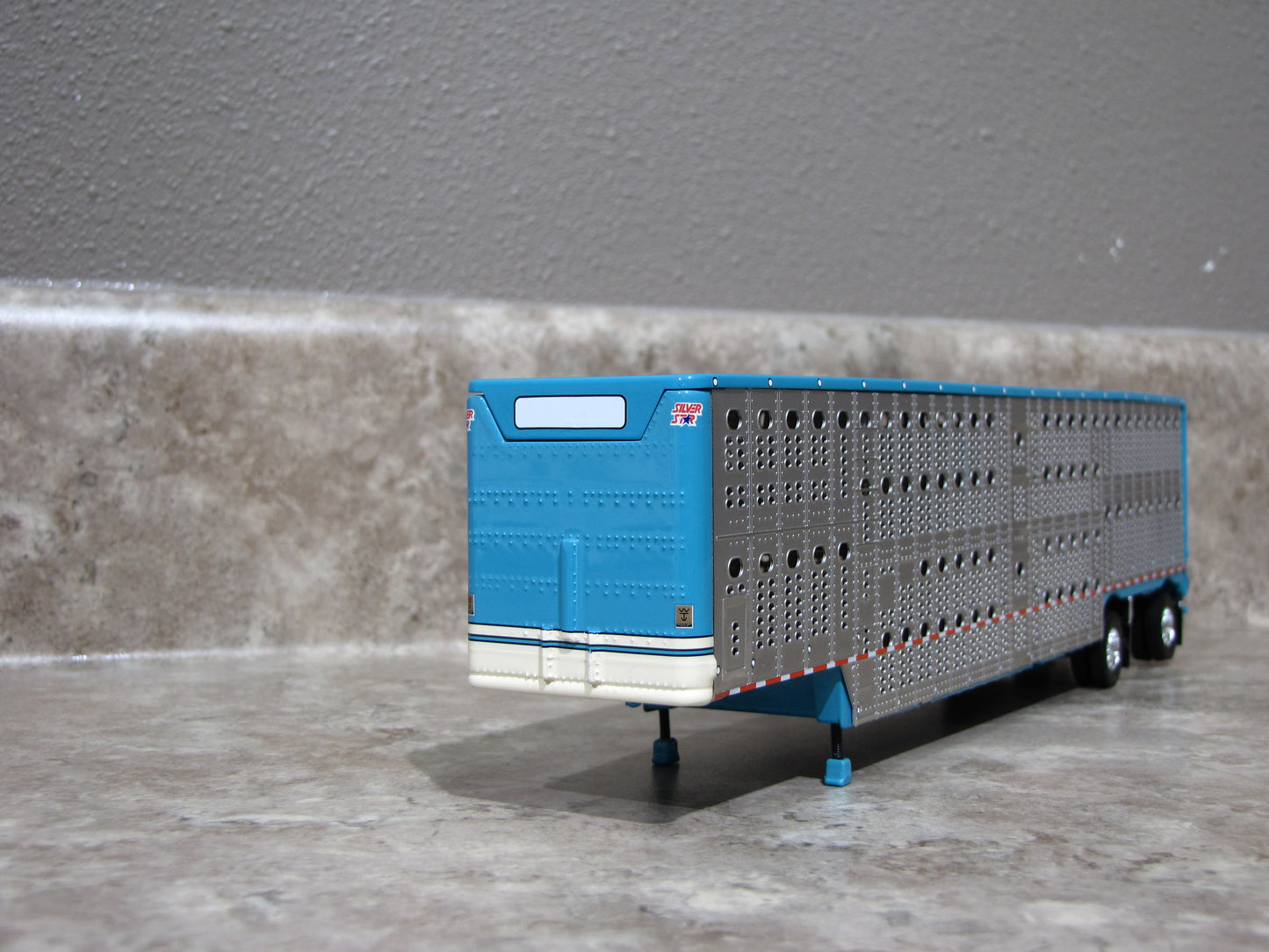 TRL 1788 Turquoise Cream Wilson Spread-Axle Livestock Trailer